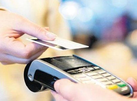 Kartlı &Ouml;demelerde Rekor Artış: T&uuml;rkiye 2.2 Trilyon Liralık İşlem Yaptı!