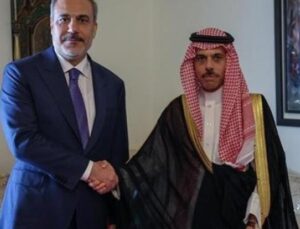 Orta Doğu’da Sıcak Gelişmeler: Hakan Fidan’dan Suudi Mevkidaşına Kritik Telefon