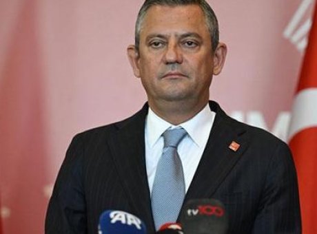 &Ouml;zg&uuml;r &Ouml;zel’den Siyasi Birliktelik Mesajı: Bayramda Liderlerle G&ouml;r&uuml;şme Turu