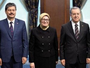 Siyasi Bayram Geleneği Sarsıldı: AK Parti ve CHP Neden Y&uuml;z Y&uuml;ze Gelmedi?