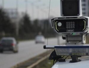 S&uuml;r&uuml;c&uuml;lere Flaş Uyarı: Yolculuk &Ouml;ncesi Radar ve Kontrol Noktalarını &Ouml;ğrenin!