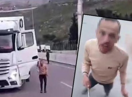 Tır S&uuml;r&uuml;c&uuml;s&uuml; &Ccedil;ileden &Ccedil;ıktı: Sınır Kapısında Demir Sopalı Darp Anları Kamerada