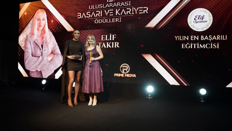 Dijital Eğitimin Yıldızı Elif &Ouml;ğretmen&rsquo;e B&uuml;y&uuml;k &Ouml;d&uuml;l