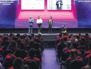 “AXA T&uuml;rkiye’de D&ouml;n&uuml;ş&uuml;m R&uuml;zg&acirc;rı: Empati ile Geleceği Şekillendiriyoruz”