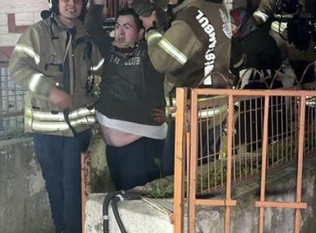 Alevlerin Kucağında Kalan 20 Kişi Kahraman İtfaiyeciler Tarafından Kurtarıldı!