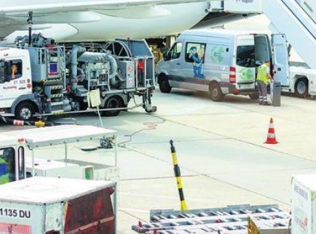 Avrupa Havalimanlarında Korkutan Jet Yakıtı Krizi: Turizm Sezonu Tehlikede!