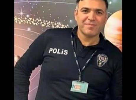 Başakşehir’deki Trafik Kazasında Kahraman Polisimiz Se&ccedil;kin Yal&ccedil;ın Hayatını Kaybetti