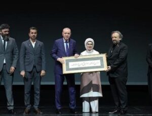 Cumhurbaşkanı Erdoğan’dan ‘Bir Adam Yaratmak’ Gala G&ouml;steriminde &Ccedil;arpıcı Mesajlar
