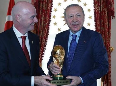 Erdoğan ve Infantino: Futbolun Geleceği İ&ccedil;in Tarihi Buluşma