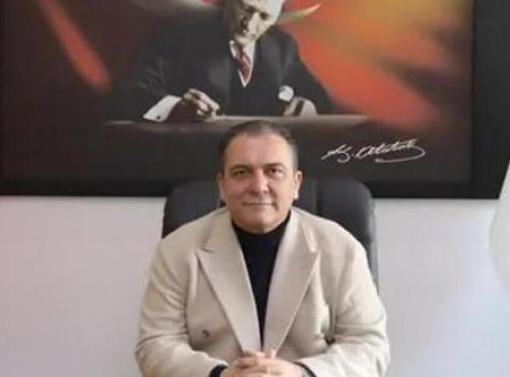 Eşme Belediyesi’nde Şok Tutuklama: Başkan Yılmaz Tozan ve Eşinin İsimleri Ge&ccedil;iyor!