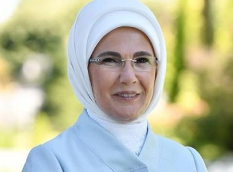 “Hayal G&uuml;c&uuml;n&uuml;zle T&uuml;rkiye’yi B&uuml;y&uuml;t&uuml;n: Emine Erdoğan’dan &Ccedil;ocuklara &Ouml;zel Mesaj”