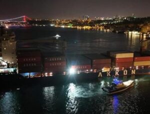 İstanbul Boğazı’nda Korku Dolu Anlar: Gemi Yalıya Metreler Kala Durdu