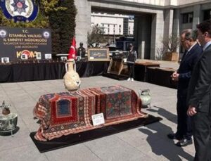 İstanbul’da Tarihi Eser Operasyonu: 374 Par&ccedil;a K&uuml;lt&uuml;rel Hazine Ele Ge&ccedil;irildi!