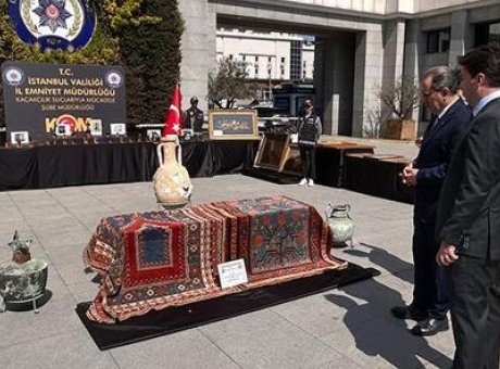 İstanbul’da Tarihi Eser Operasyonu: 374 Par&ccedil;a K&uuml;lt&uuml;rel Hazine Ele Ge&ccedil;irildi!