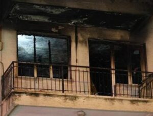 İzmir’de Korkun&ccedil; Yangın: Baba Hayatını Kaybetti, Oğul Hastaneye Kaldırıldı