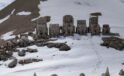 Karla Kaplı Nemrut Dağı&rsquo;nın Gizemli Heykelleri, Ziyaret&ccedil;ileri B&uuml;y&uuml;l&uuml;yor!