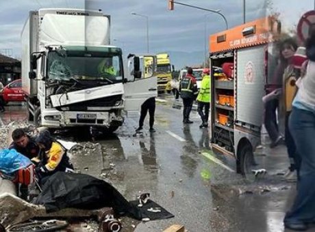 Kırmızı Işığın Korkun&ccedil; Bedeli: 72 Yaşındaki Bisikletli Yaşlı Adam Hayatını Kaybetti