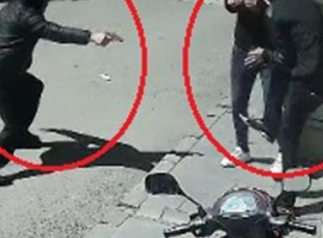 Nevşehir&rsquo;de Sokak Ortasında Yaşanan Silahlı Saldırıda Cesur Tepki