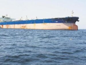 Petrol Fiyatlarında Şok D&uuml;ş&uuml;ş: Orta Doğu Gerilimi Piyasaları Nasıl Etkiliyor?