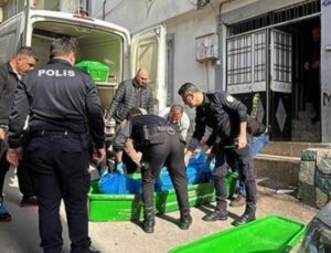 Şok Eden Olay: 14 Yaşındaki Kız, Babasını &Ouml;ld&uuml;rd&uuml;! Neden?