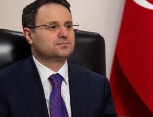 Sosyal Medyada Devrim: Bakan G&uuml;rlek’ten Ger&ccedil;ek Kimlik A&ccedil;ıklaması