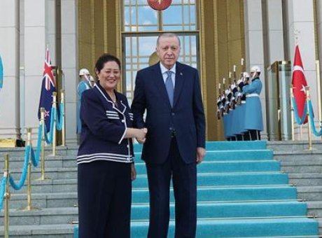 T&uuml;rkiye ve Yeni Zelanda Arasındaki İlişkilerde Tarihi Adım: Erdoğan ve Kiro G&ouml;r&uuml;şt&uuml;