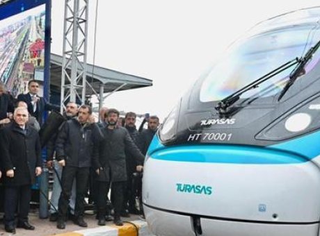 T&uuml;rkiye’nin Yerli Hızlı Treni 225 Km Hızla Testleri Ge&ccedil;ti!