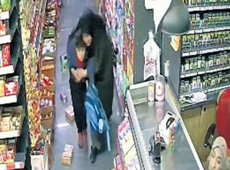 Van’da Şok Edici Deprem! &Ccedil;evre İllerde Hızla Yayılınca Paniğe Neden Oldu