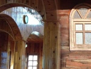 Zamanın Testini Ge&ccedil;en Miras: &Ccedil;ivisiz Cami ve O&rsquo;nu Yaşatan Aile