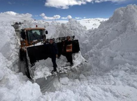 Zorlu Kış Şartları Geride Kaldı: Ardahan-Ardanu&ccedil; Yolu Nihayet Ulaşıma A&ccedil;ıldı!
