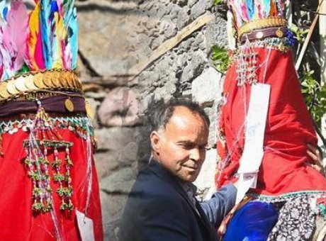 Balıkesir’de Unutulmaz D&uuml;ğ&uuml;n: Geleneksel ‘Allı Gelin’ T&ouml;reniyle Evlendiler!