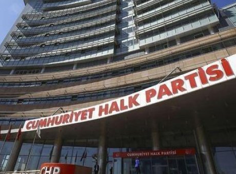 CHP’de Kritik Toplantı: 56 &Uuml;yeli Parti Meclisi Listesi Şimdi A&ccedil;ıklandı!