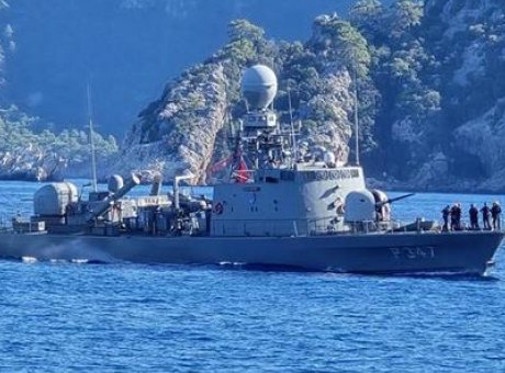 &Ccedil;anakkale’de Askeri Gemilere Kapılar A&ccedil;ılıyor: Ziyaretler Başlıyor!