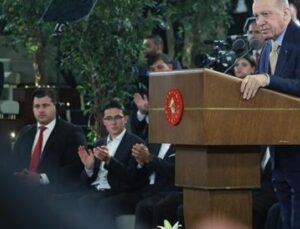 Cumhurbaşkanı Erdoğan’dan Gen&ccedil;lere Cesaret Verici Mesaj: “Sizler T&uuml;rkiye’nin Geleceğisiniz”