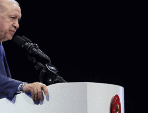 Cumhurbaşkanı Erdoğan’dan &Ouml;zg&uuml;r &Ouml;zel’e 300 Bin Liralık Tazminat Şoku!