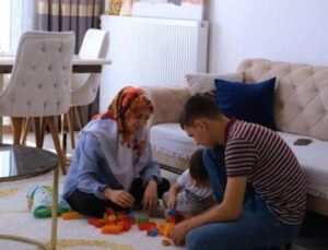 Depremzede Aileye Bayram Sevinci: Yeni Ev, Yeni Hayat!