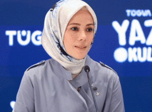 Dijital Bağımlılık Alarmı! Gen&ccedil;lerin %35'i Tehlikede, Esra Albayrak Uyardı
