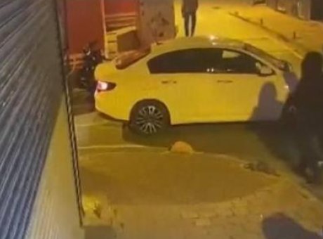 Fatih’te Dehşet Anları: Kurşun Yağdıran Ş&uuml;pheliler Operasyonla Yakalandı!