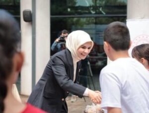 Gen&ccedil; Sporculara Bakan G&ouml;ktaş&rsquo;tan Cesaretlendiren Mesaj: “İlkelerinize Sahip &Ccedil;ıkın”