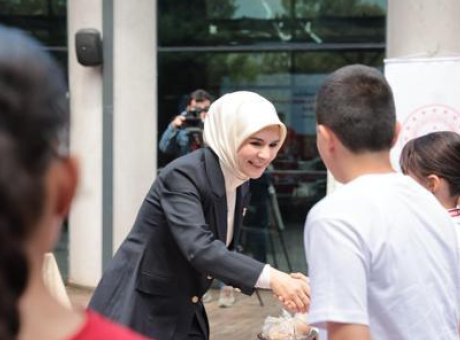 Gen&ccedil; Sporculara Bakan G&ouml;ktaş&rsquo;tan Cesaretlendiren Mesaj: “İlkelerinize Sahip &Ccedil;ıkın”