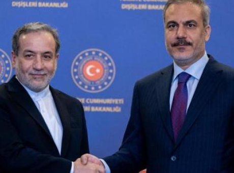 İran-ABD Gerilimi Tırmanıyor: Hakan Fidan ve Abbas Arak&ccedil;i’nin Kritik G&ouml;r&uuml;şmesi