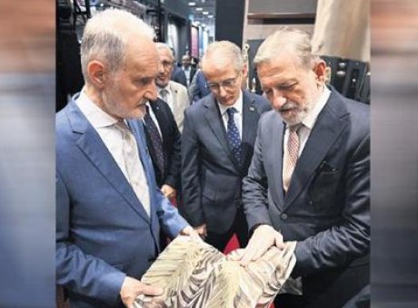 İstanbul’da 45 &Uuml;lkeden 250 İş İnsanı: T&uuml;rk Tekstiline Rekor İlgi!