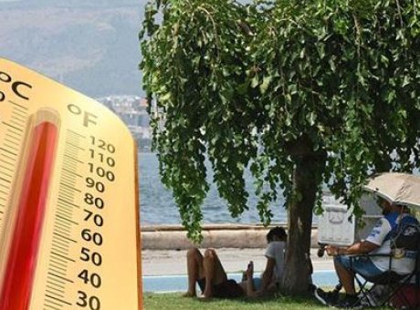 İzmir&rsquo;de Rekor Sıcaklık Alarmı: 45 Dereceyi Ge&ccedil;ebilir Mi?
