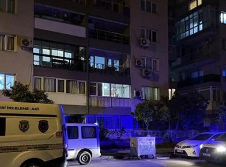 İzmir’de Şok Olay: Baba, Uyuşturucu Bağımlısı Oğlunu Bı&ccedil;akla &Ouml;ld&uuml;rd&uuml;!