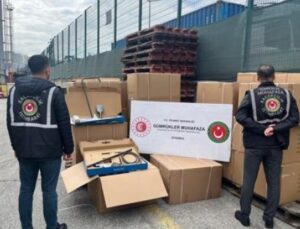 Ka&ccedil;ak&ccedil;ılıkla M&uuml;cadelede Şok Rakam: 34 Milyar TL&rsquo;lik Eşya ve Uyuşturucu Yakalandı!