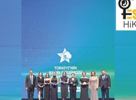Kadın Girişimciler Fırtınası: T&uuml;rkiye’nin İnovasyon Yıldızları &Ouml;d&uuml;llendirildi!
