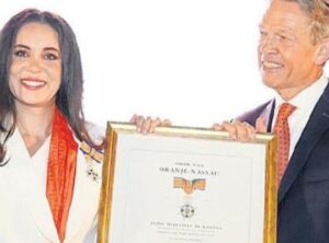 Karsu D&ouml;nmez'e Kraliyet Nişanı: T&uuml;rk-Hollanda İlişkilerine &Ouml;zel Katkı
