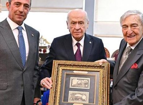 Ko&ccedil; Ailesi, MHP Lideri Bah&ccedil;eli ile Tarihi Buluşmada Bir Araya Geldi!
