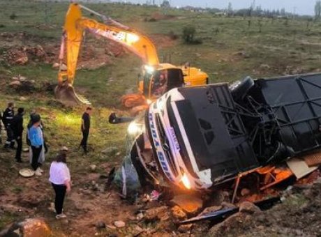 Malatya-Adıyaman Yolunda Feci Kaza: 4 Can Kaybı, 15 Yaralı!