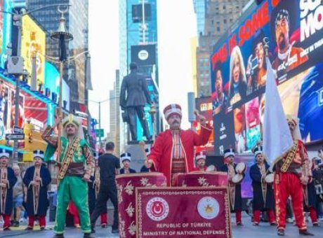 New York’ta Tarihi An: Mehteran Birliği’nden Unutulmaz Performans